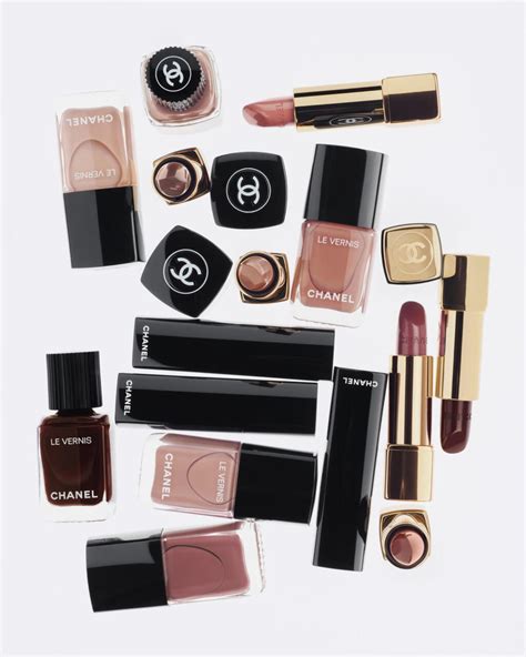 chanel makeup confidential